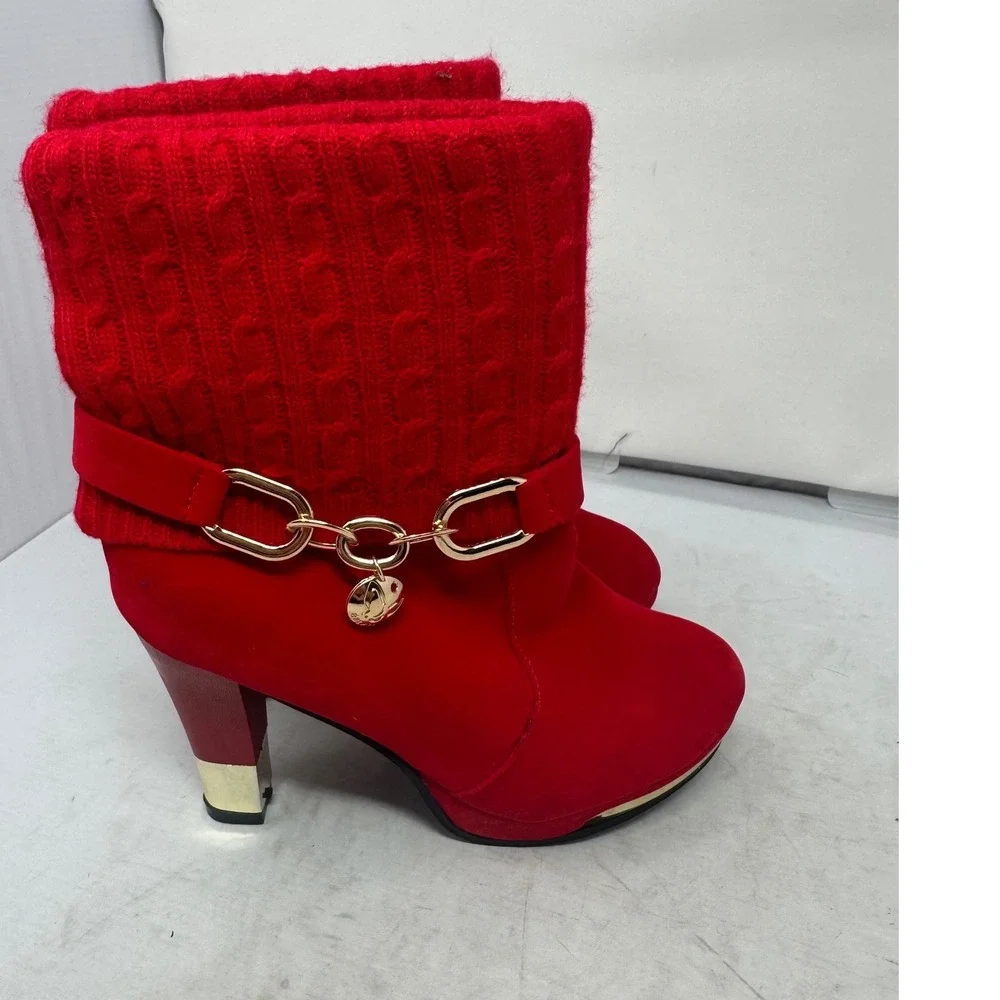 🔥Vero Cuoio🚨💛❤️Faux Suede Cable Knit Cuff Ankle Boots Gold Chain Heart Charm‎